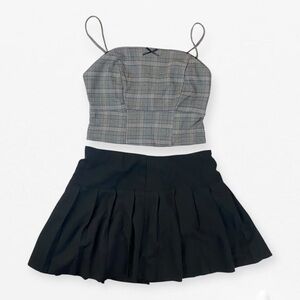 Wild Fable Girls XXS Plaid Crop Top and H&M Black Pleated Skirt Set Lot